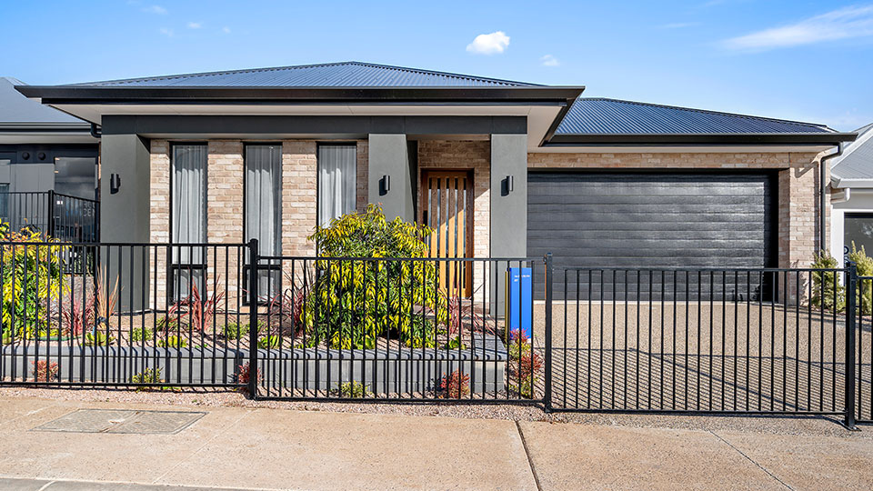 Mod. Auburn Display Home